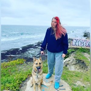 Meet your Posher, Lexi.